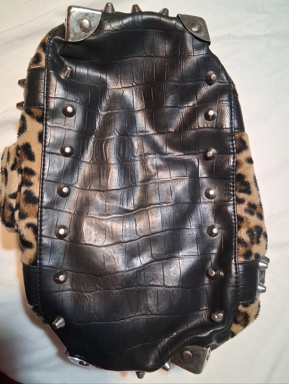 Lux de Ville Leopard Faux Fur Stud Satchel Spikes Key Charm Punk Rockabilly Bag - Picture 5 of 17